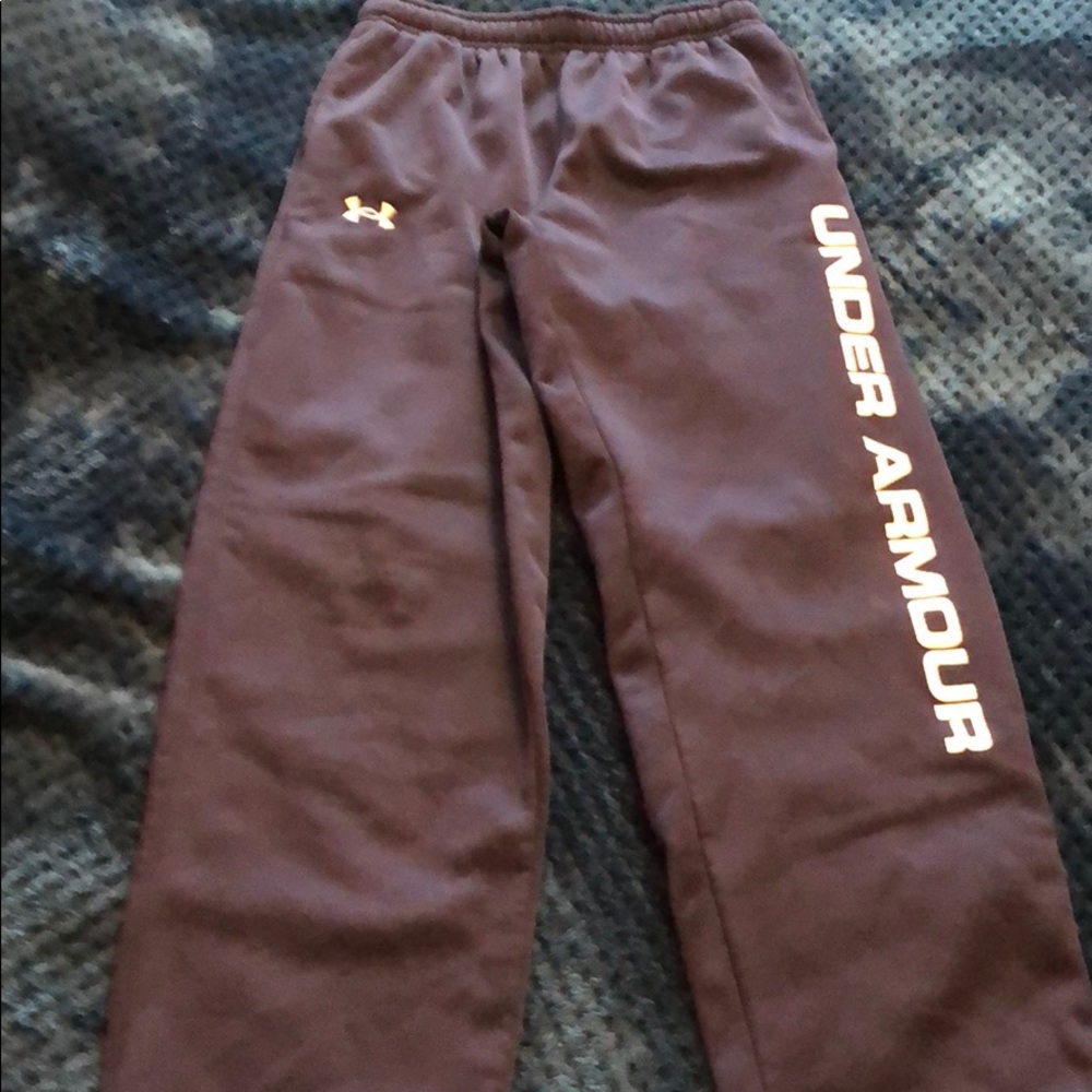 Boys youth L UA sweatpants